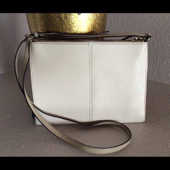 Calvin Klein 2 Tone Crossbody - Picture 3 of 10